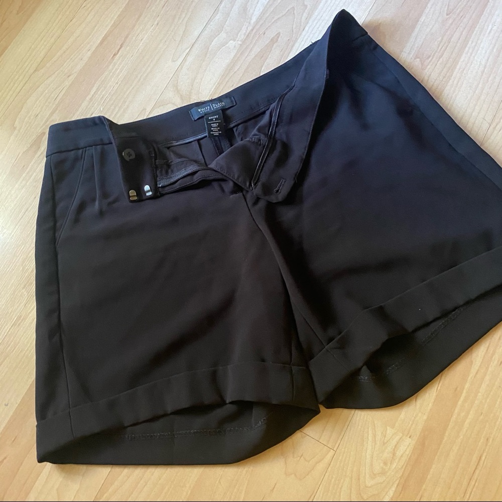 White House Black Market dressy black stretch shorts size 4